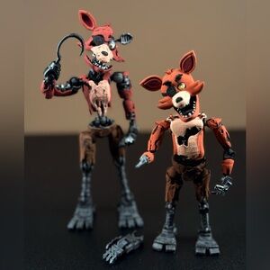 Fnaf movie foxy and withered foxy articulated 3d prints